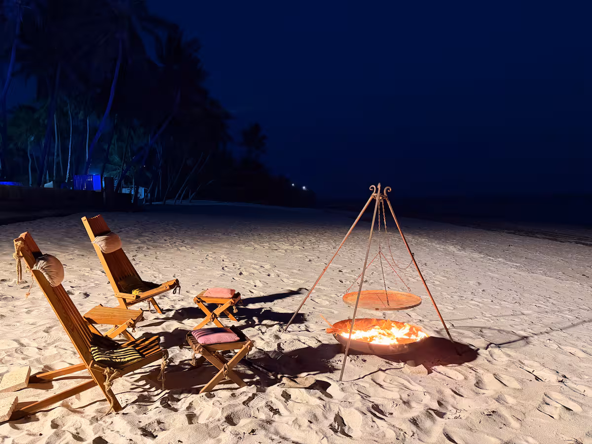 Azure Ember Bungalow - Image 10