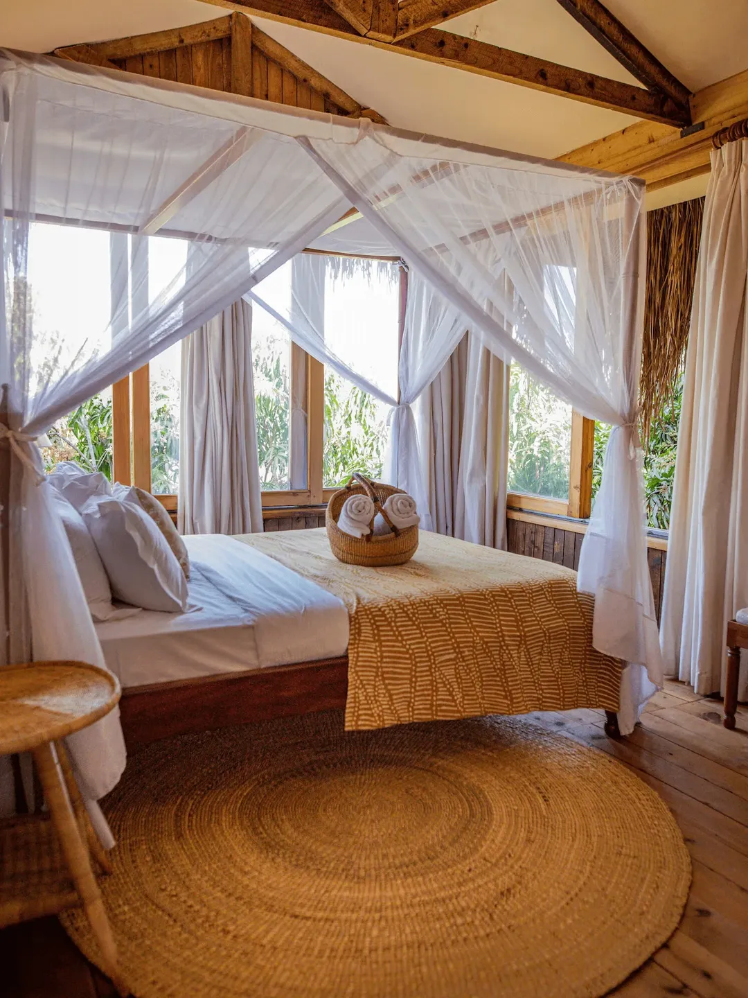 Eco Treehouse - Image 10