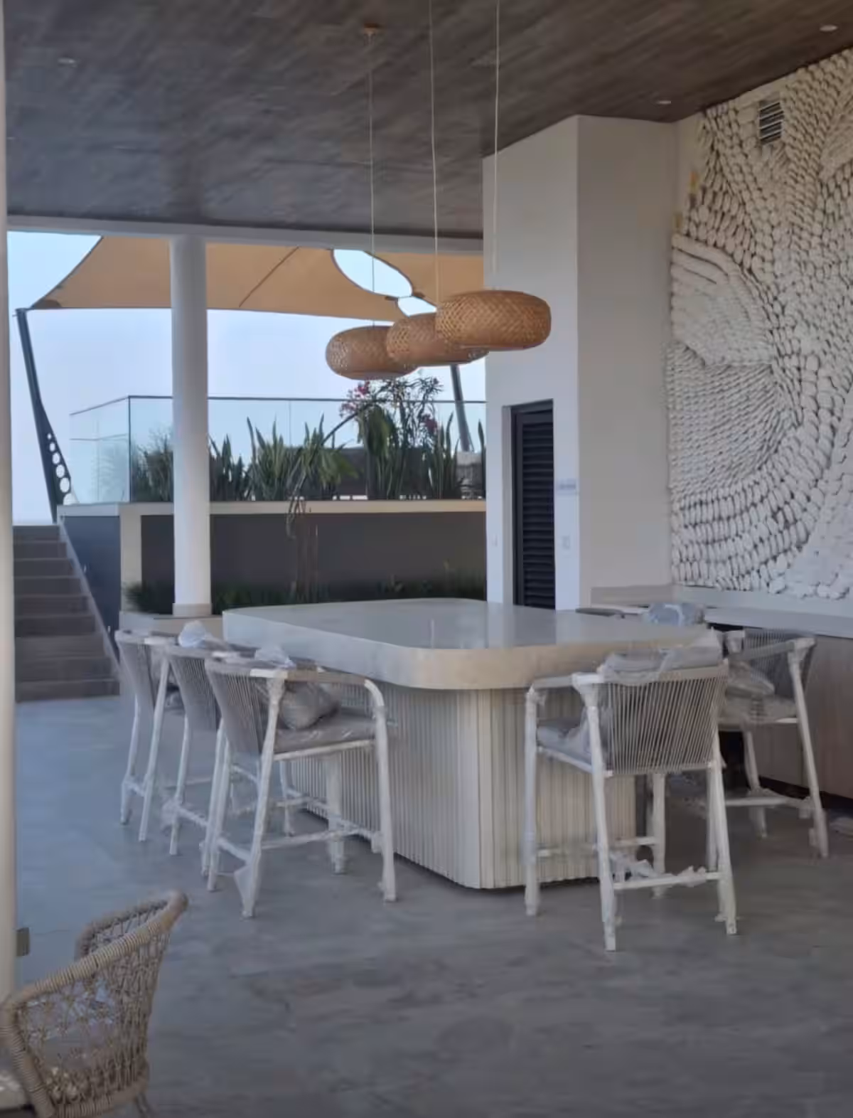 Skyline Drift Apartment - Image 15