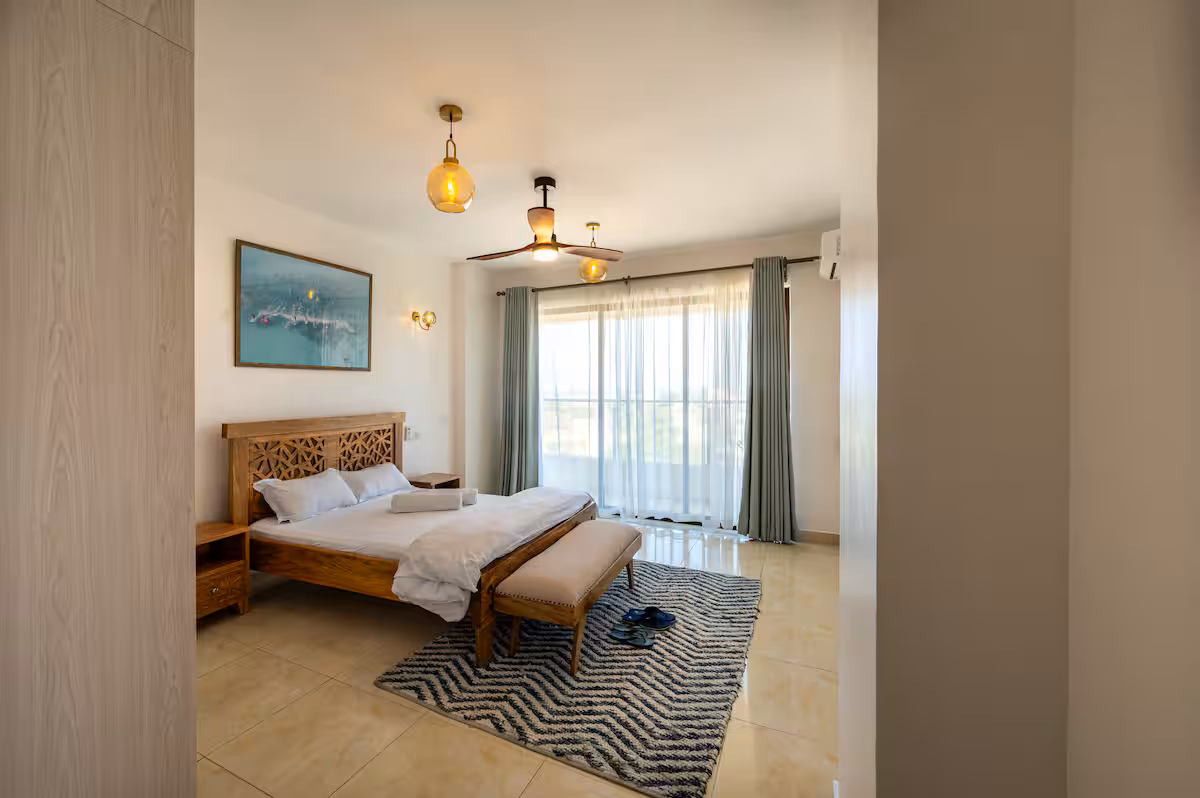 Coral Breeze Haven - Image 17