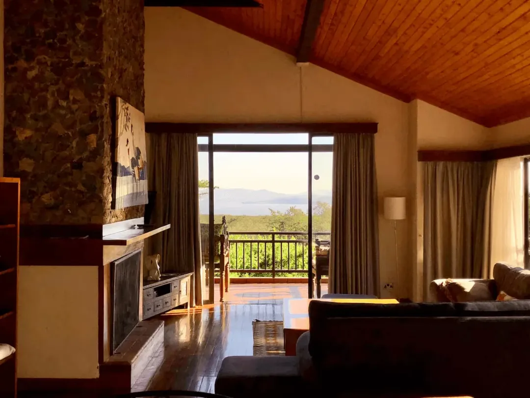 Panoramic Rift Valley Views - Image 2