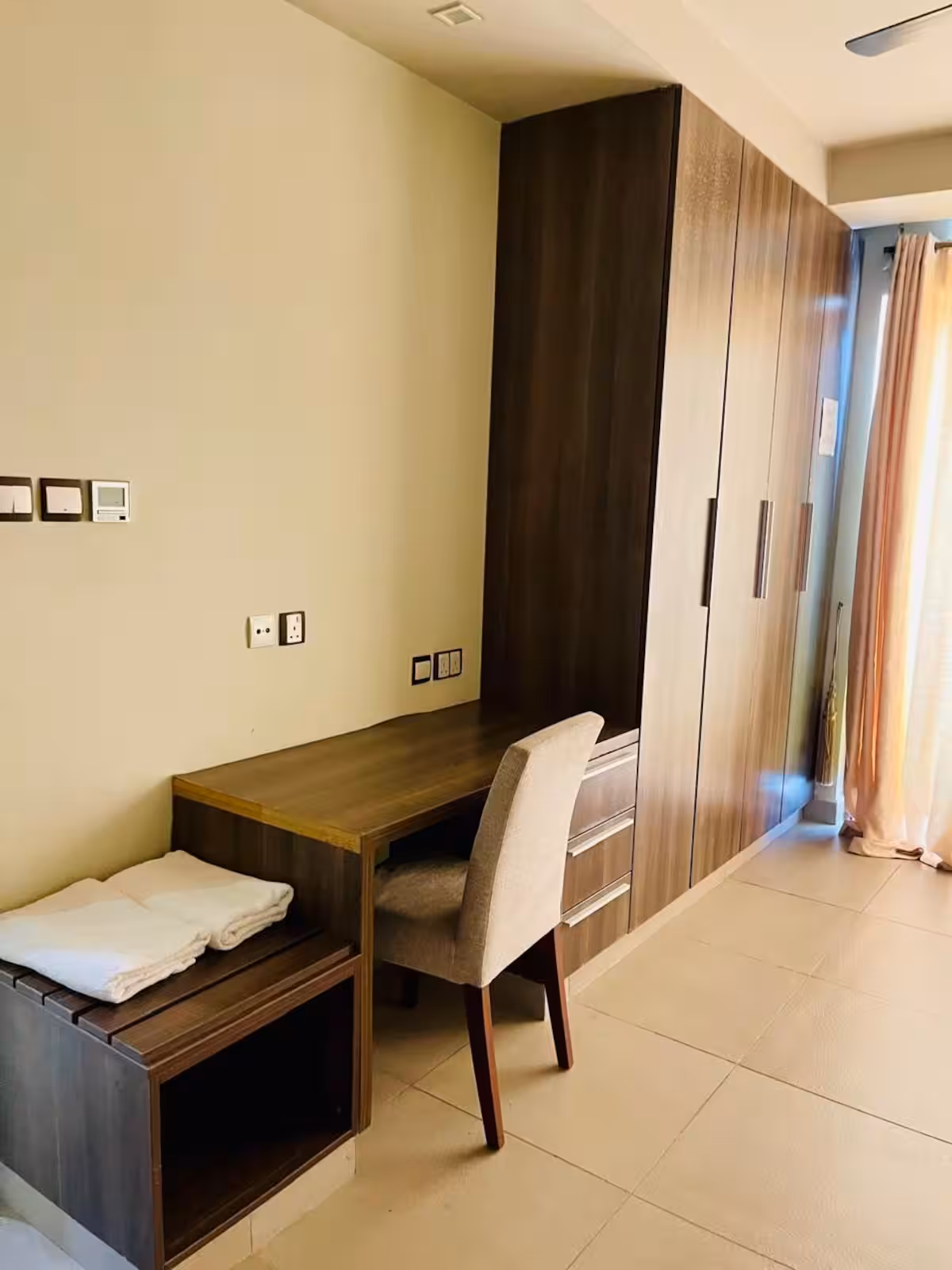 Ocean Luxe Haven - Image 20