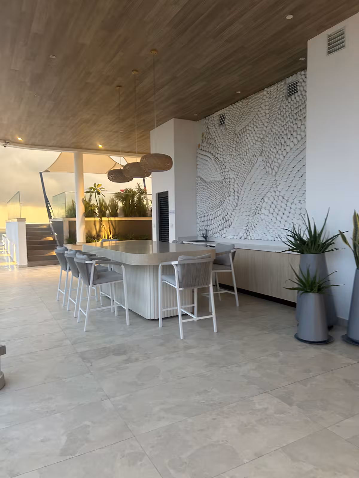 Skyline Drift Apartment - Image 26