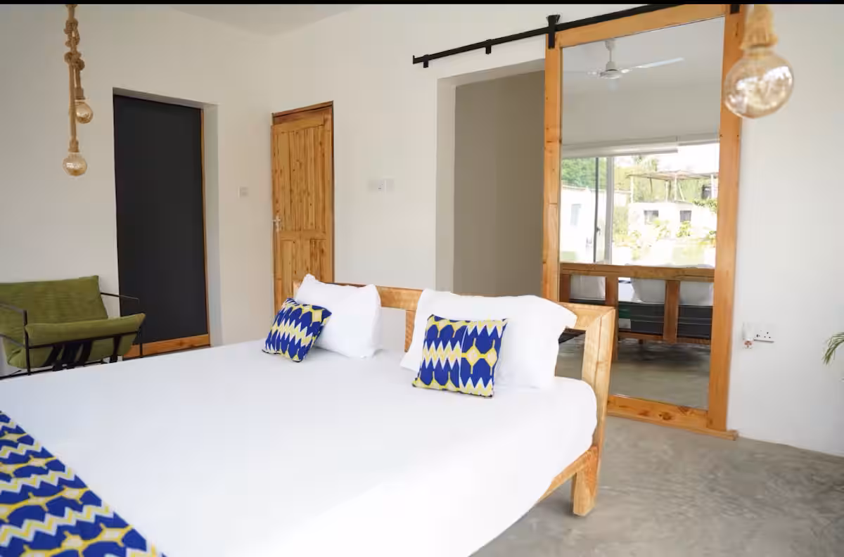 Emerald Palm Villa - Image 28