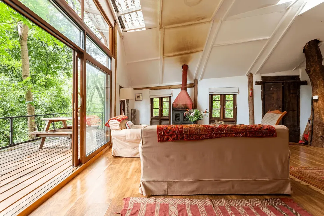 Treehouse With A View - Image 3