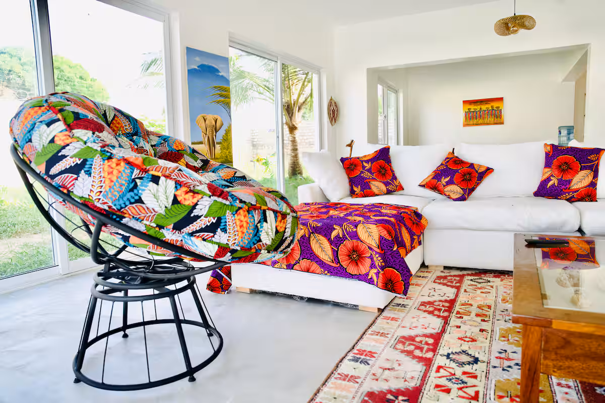 Emerald Palm Villa - Image 3