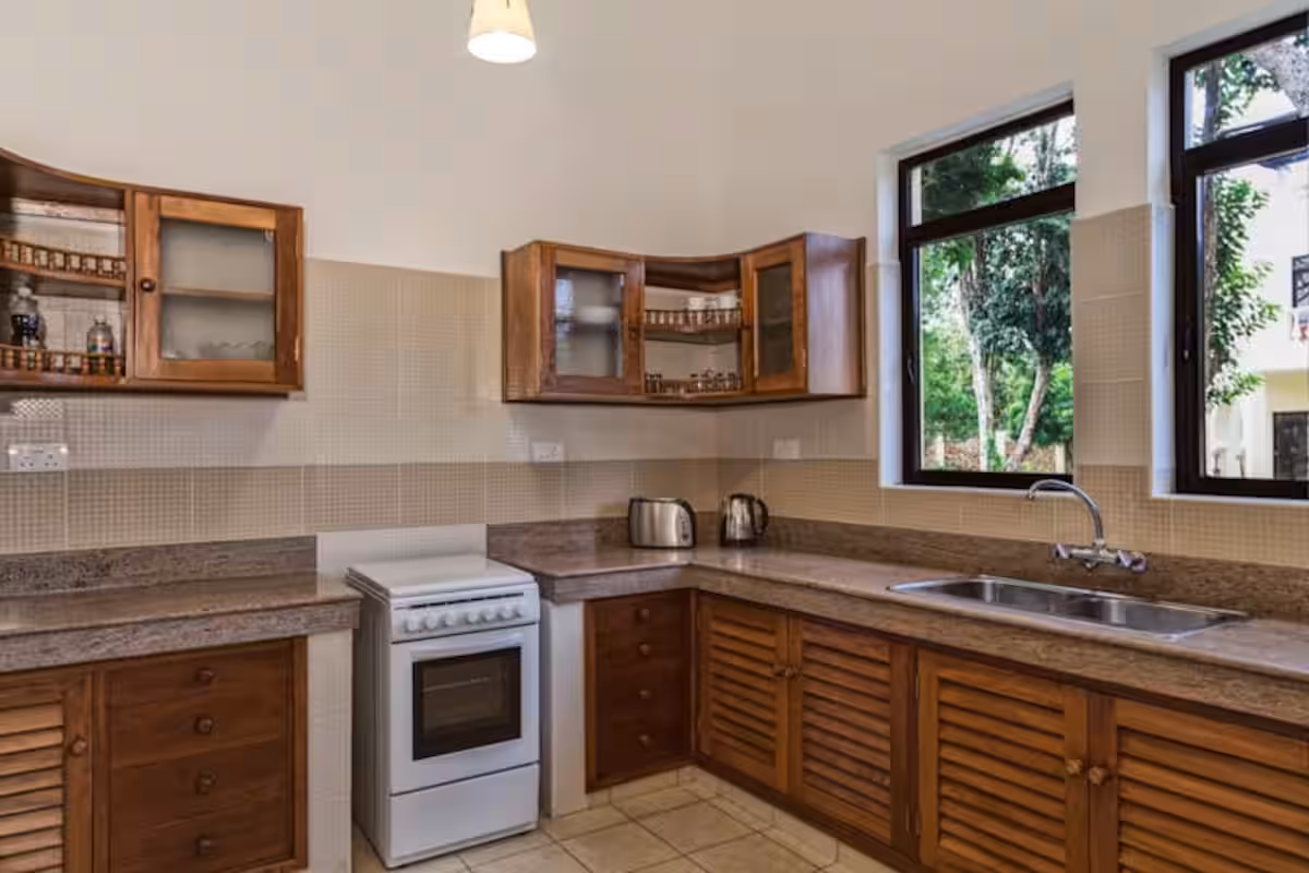 Coastal Calm Suites - Image 3