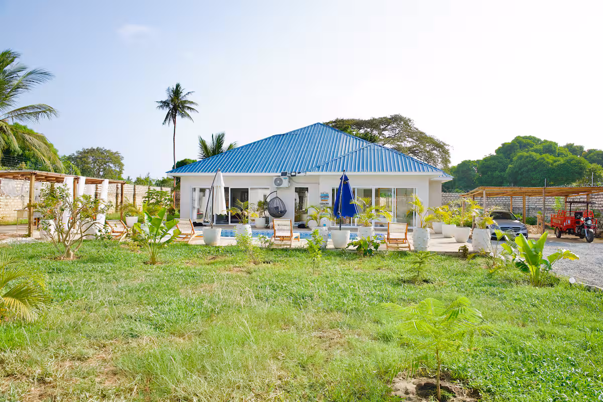 Emerald Palm Villa - Image 49