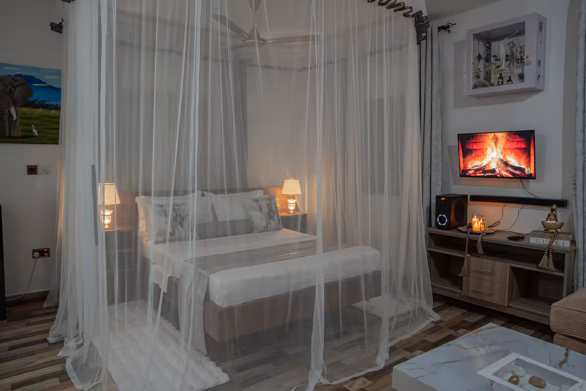 Green Haven Suite - Image 5