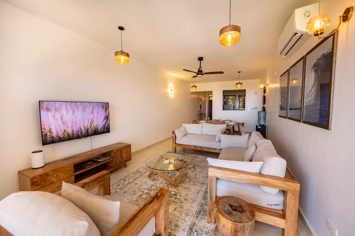 Coral Breeze Haven - Image 5