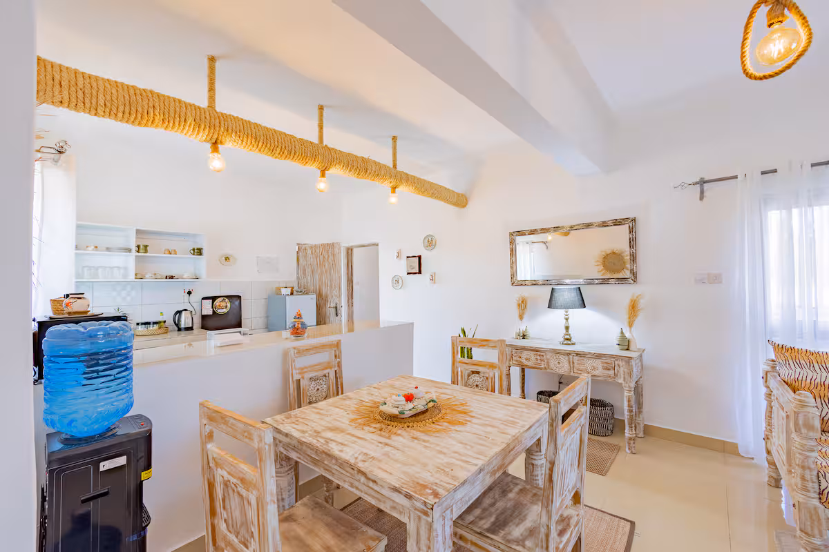 Coral Nest Apartment - Image 8