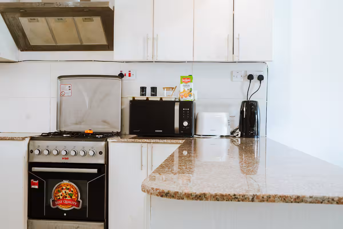 Coral Bay Residences - Image 9