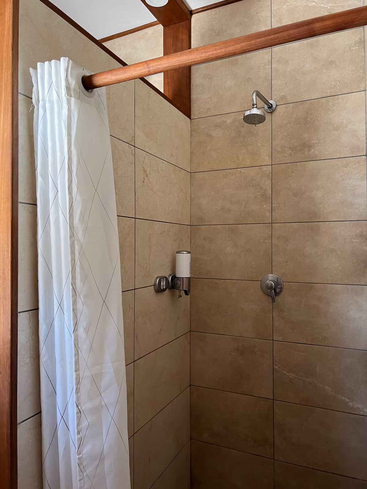 Cliffside Breeze Loft - Image 15