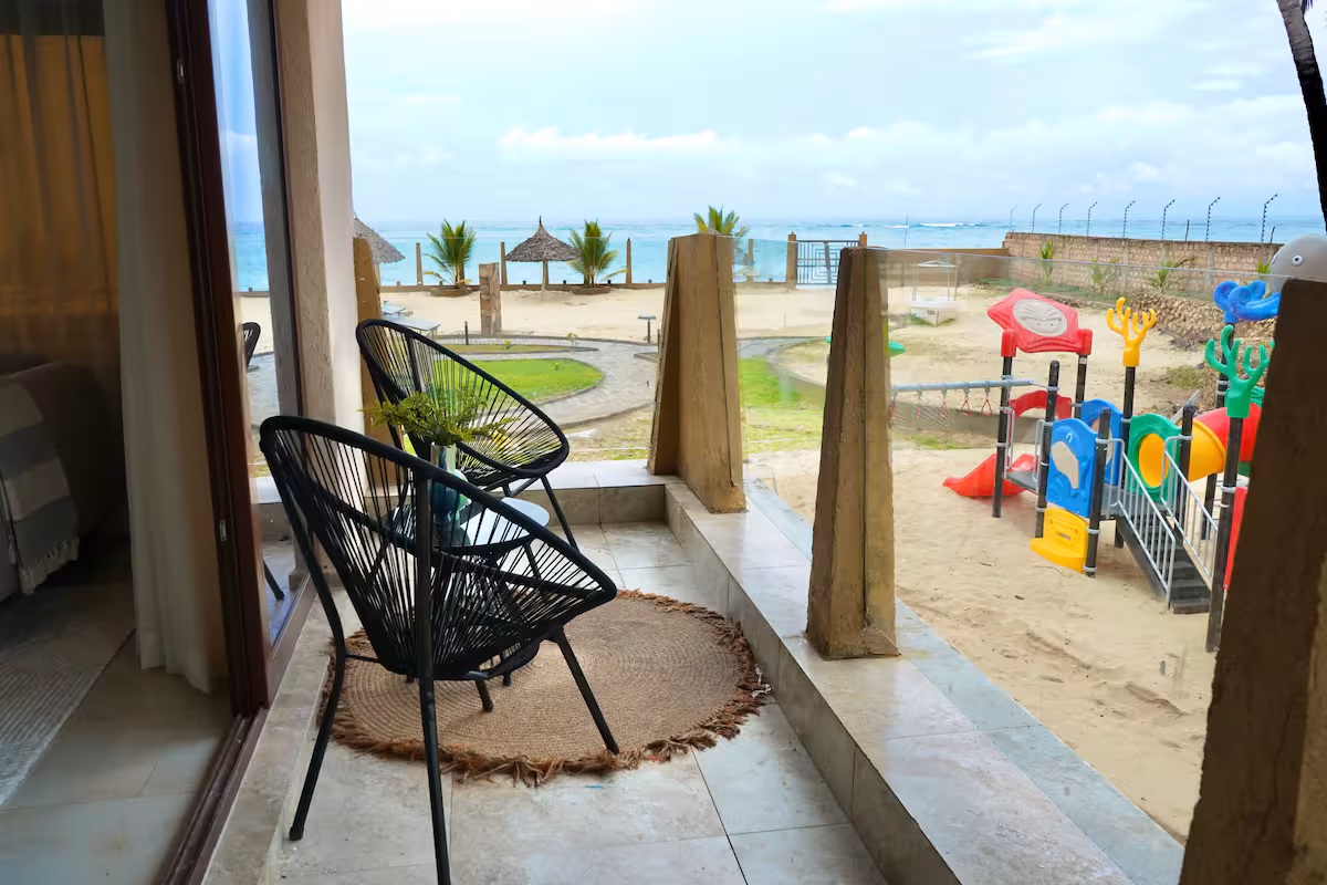 Coral Coast Retreat - Image 27