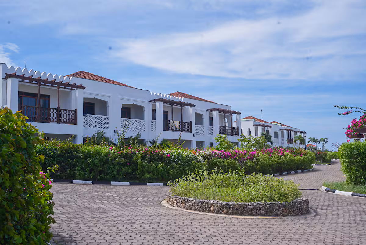 Oceanfront Serenity Condo - Image 37