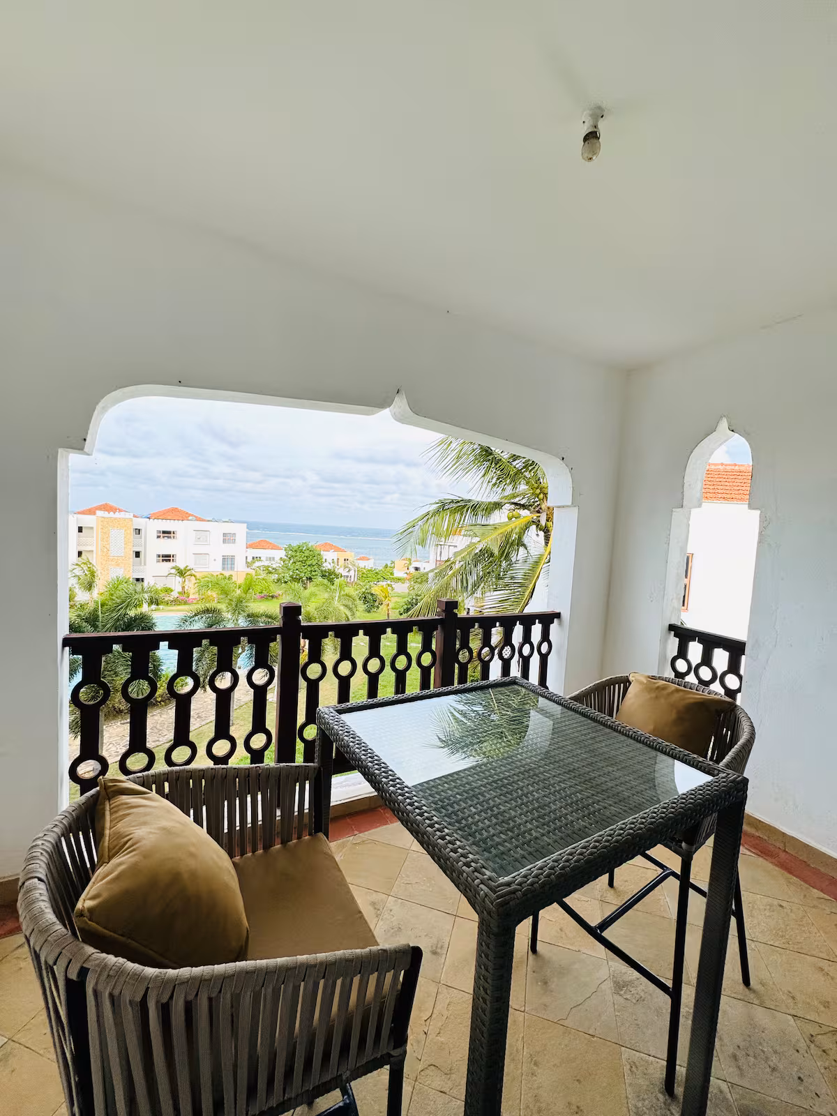 Oceanfront Serenity Condo - Image 38